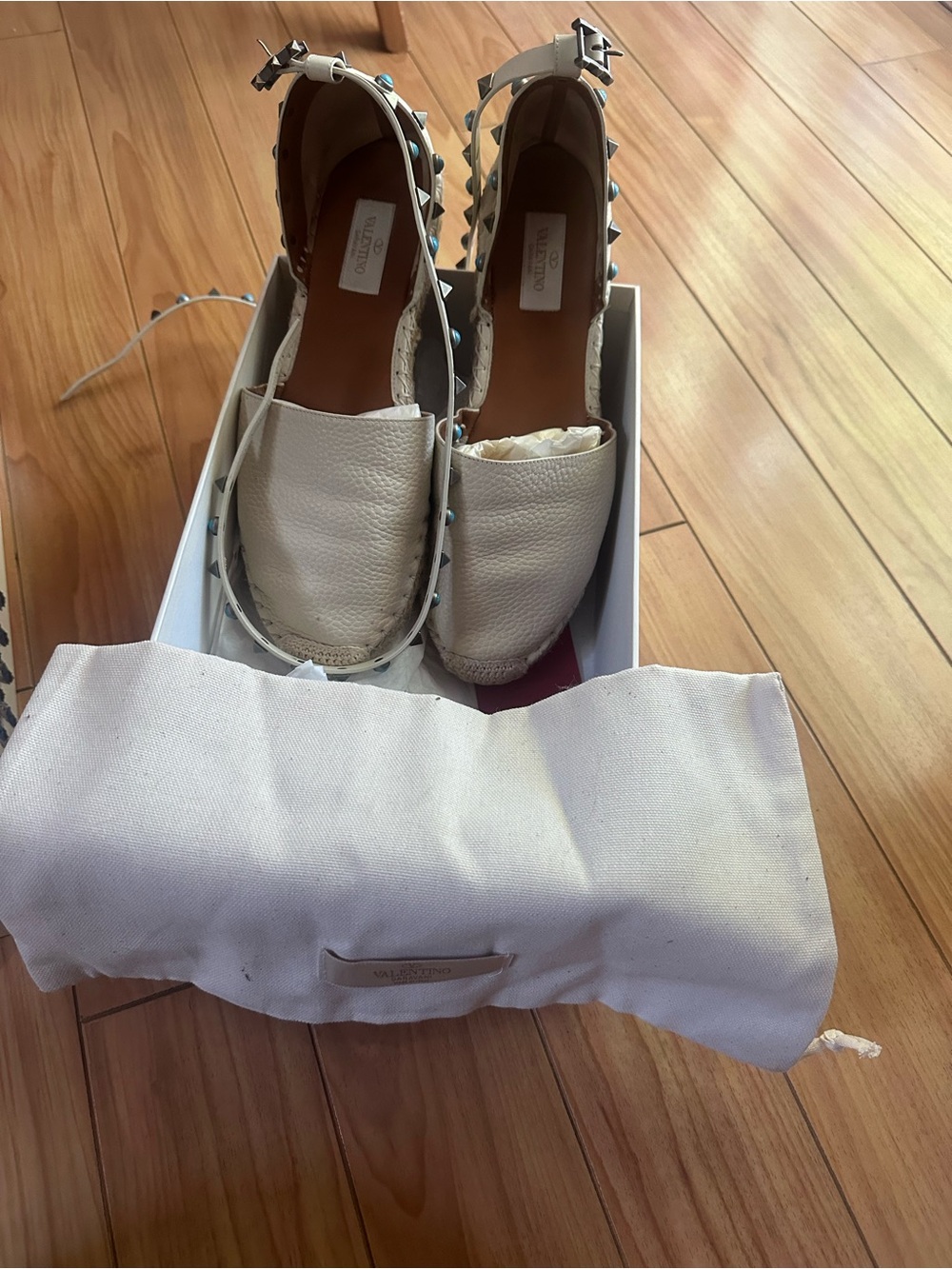 Valentino branded espadrilles size 9 ivory - Picture 3 of 6